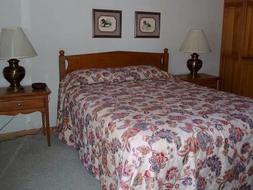 High Village Breezy Point Екстериор снимка