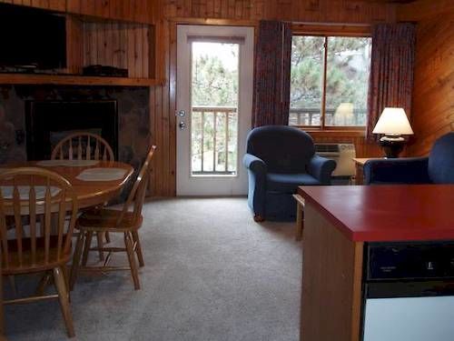 High Village Breezy Point Екстериор снимка